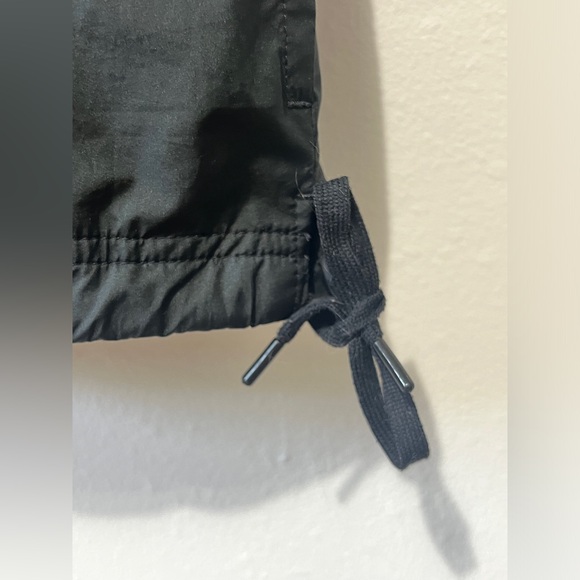 Nike Black and White Zip-Up Windbreaker - Large - Picture 8 of 10